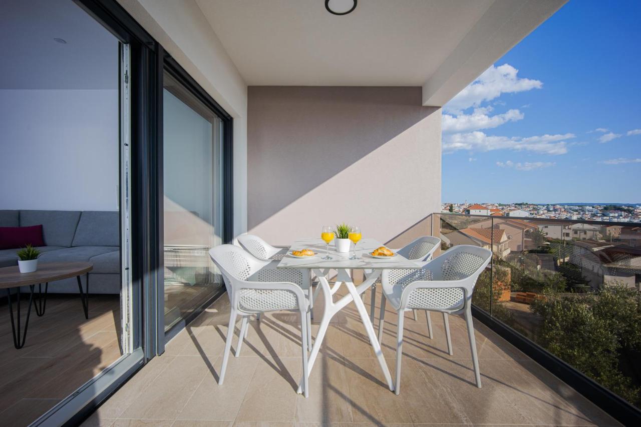 Adriatic Garden Apartments Okrug Gornji Exterior photo