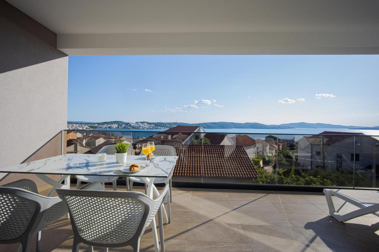 Adriatic Garden Apartments Okrug Gornji Exterior photo