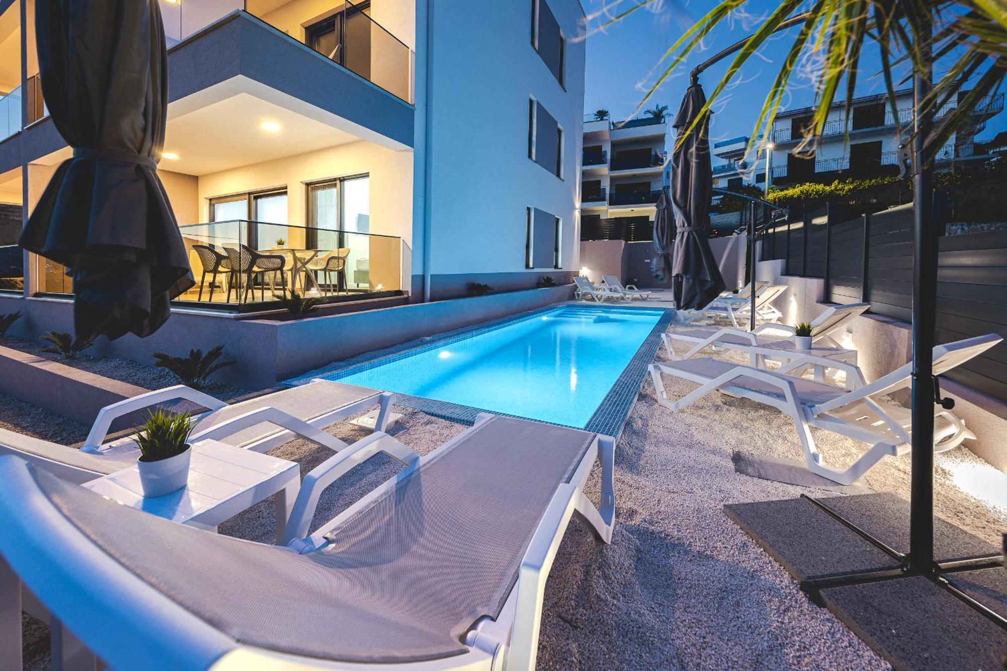 Adriatic Garden Apartments Okrug Gornji Exterior photo