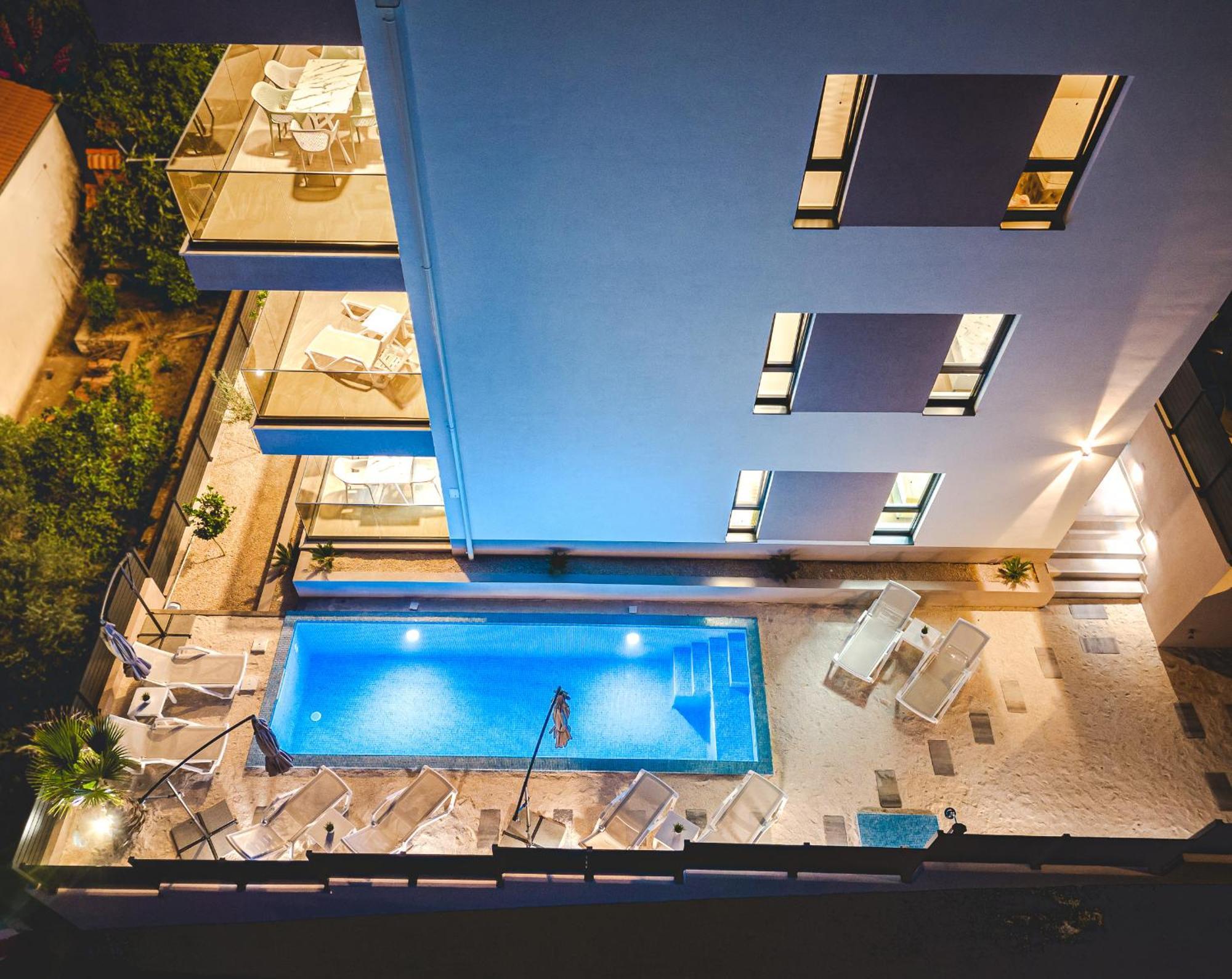 Adriatic Garden Apartments Okrug Gornji Exterior photo